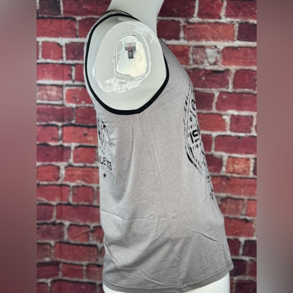 American Fighter MMA Men's Graphic Tank Top -Size: Large-Light Gray / Black -NWT - Picture 3 of 8